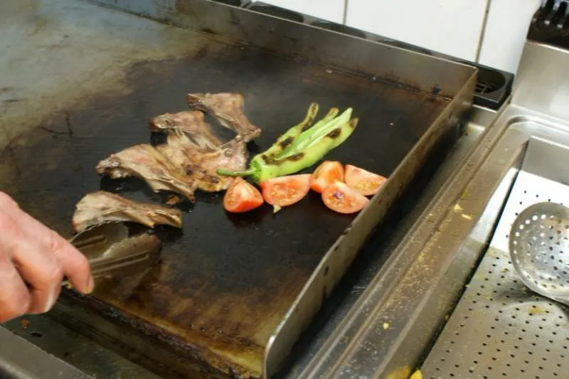 Galeriebild grill-im-touring-lammkaret.jpg