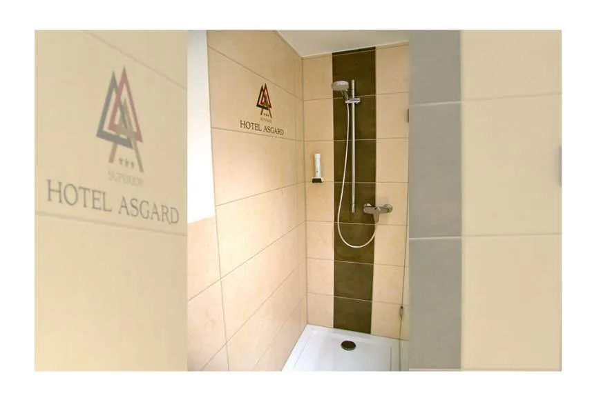 Galeriebild hotel-asgard-dusche.jpg