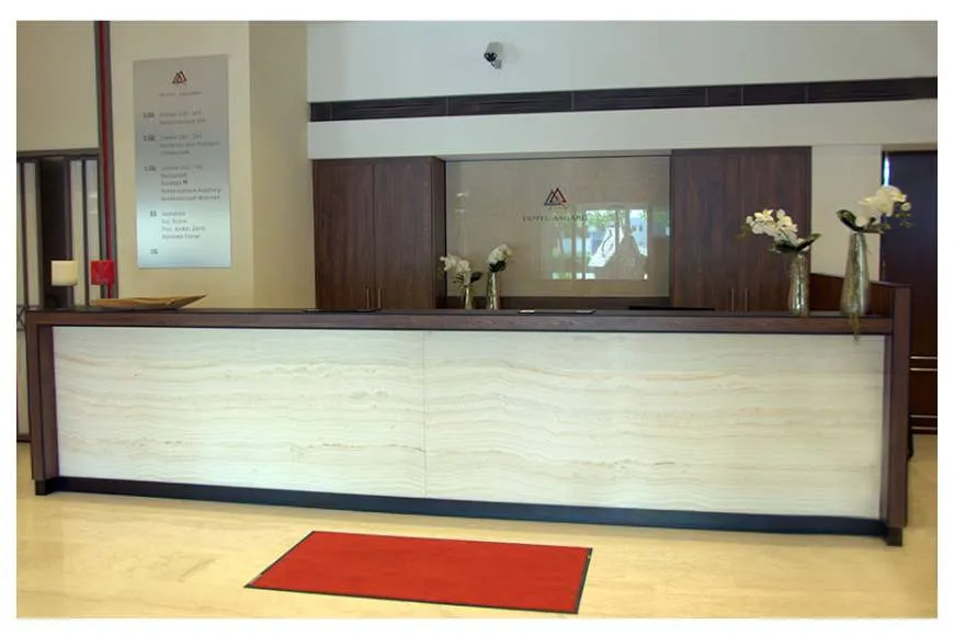 Galeriebild hotel-asgard-empfang.jpg