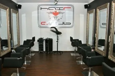 Galeriebild hairclub_4.jpg