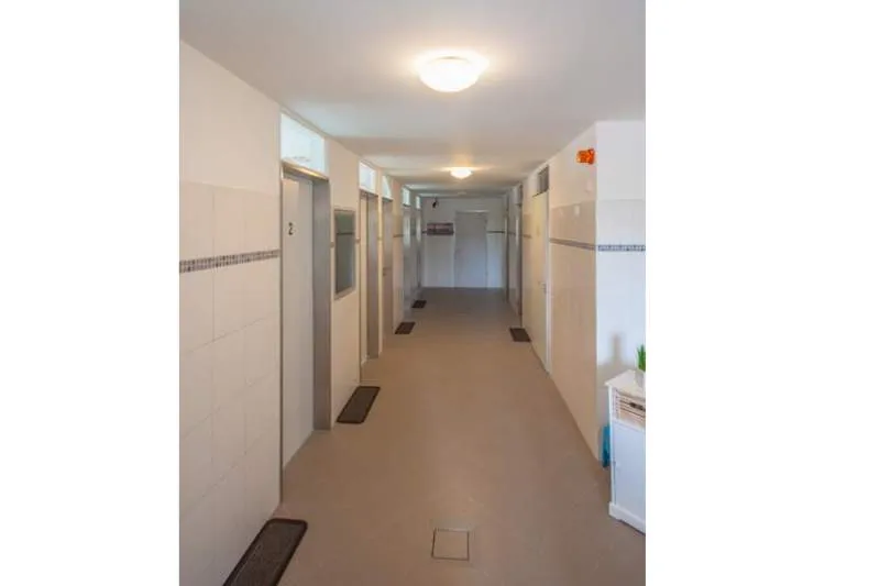 Galeriebild wohnmobilstellplatz-foehr-sanitaerraeume.jpg