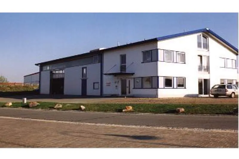 Galeriebild firmengebaeude.jpg