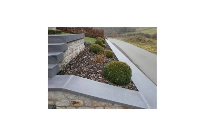 Galeriebild bantz-pgmbh-gartenumrandung.jpg