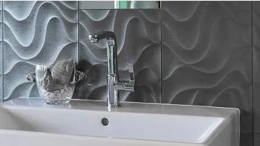 Unternehmen Plättli Pool AG