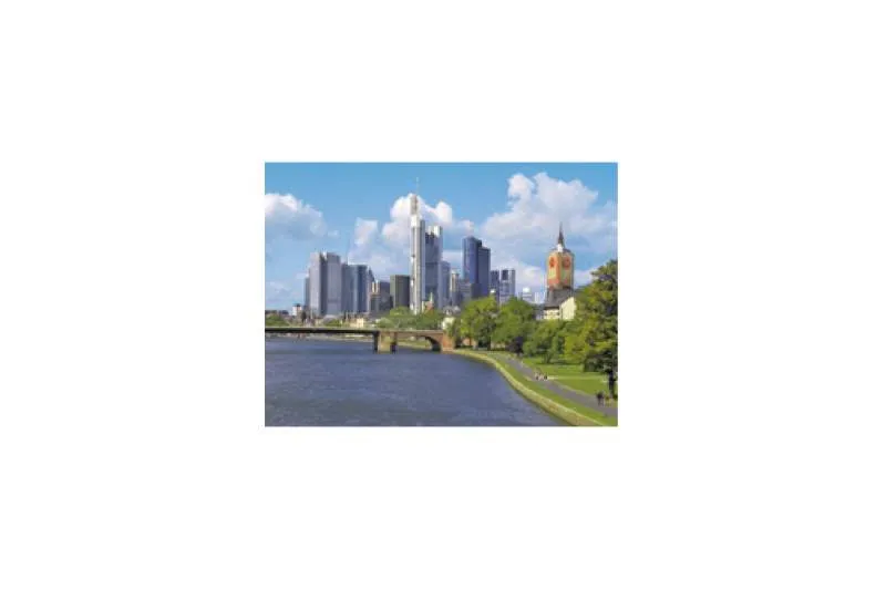 Galeriebild verkehrsbetrieb-franke-gmbh-fra-skyline.jpg