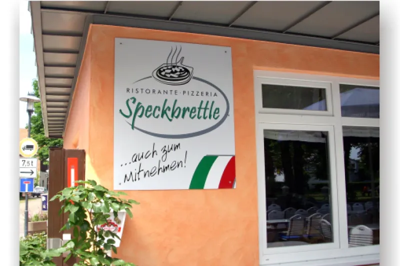 Galeriebild ristorante-pizzeria-speckbrettle-aussenansicht-1-1508150571.png