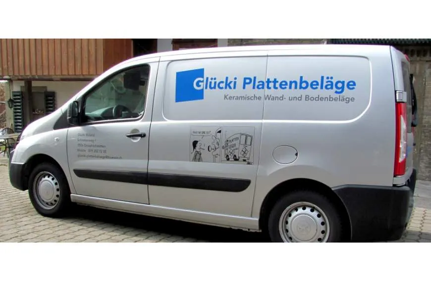 Galeriebild gluecki-plattenbelaege-roland-gluecki-firmenfahrezug-1-1516183978.jpg