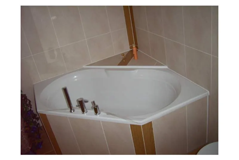 Galeriebild fliesenfachgeschaeft-ewold-ubben-1-1521626149.jpg