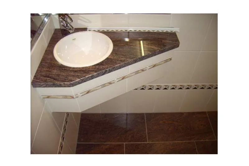 Galeriebild fliesenfachgeschaeft-ewold-ubben-1-1521626211.jpg