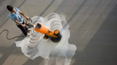 Unternehmen merus Reinigungstechnik GmbH & Co KG