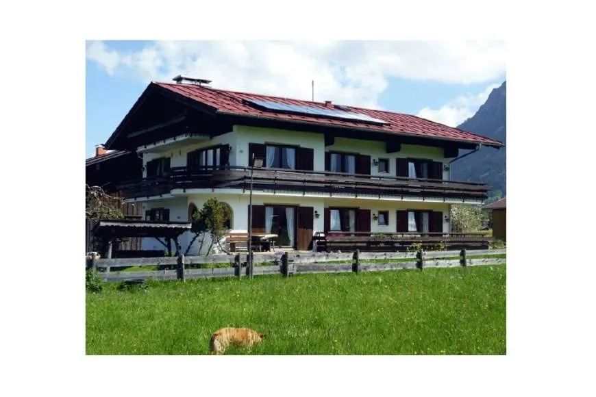 Galeriebild gaestehaus-familie-huber-3-1-1525785915.jpg