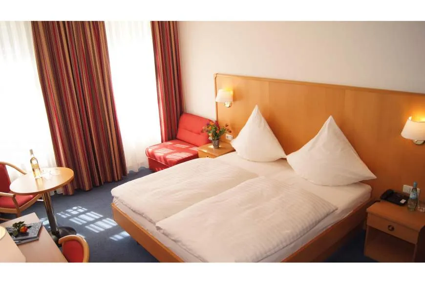 Galeriebild hotel-hof-ehrenfels-2.jpg
