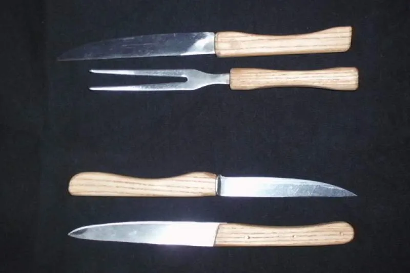 Galeriebild feuerbach-schmiede-geschmiedete-messer-und-gabeln.jpg