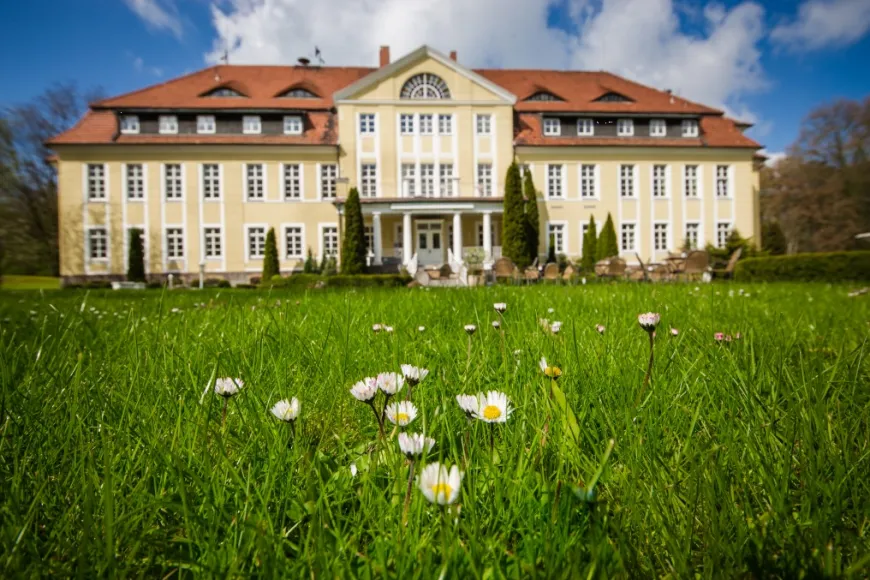 Galeriebild parkhotel-schloss-wulkow-1-1-1539843430.png