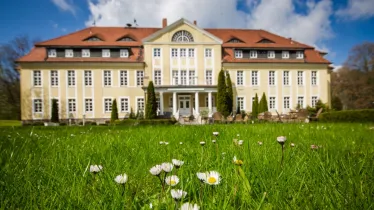 Unternehmen Parkhotel Schloss Wulkow