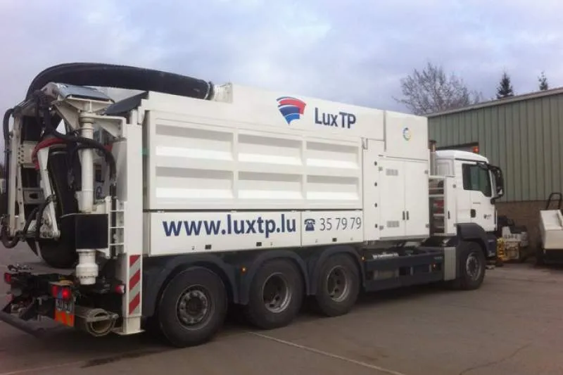 Galeriebild lux-tp-mauer-vakuum-lkw.jpg