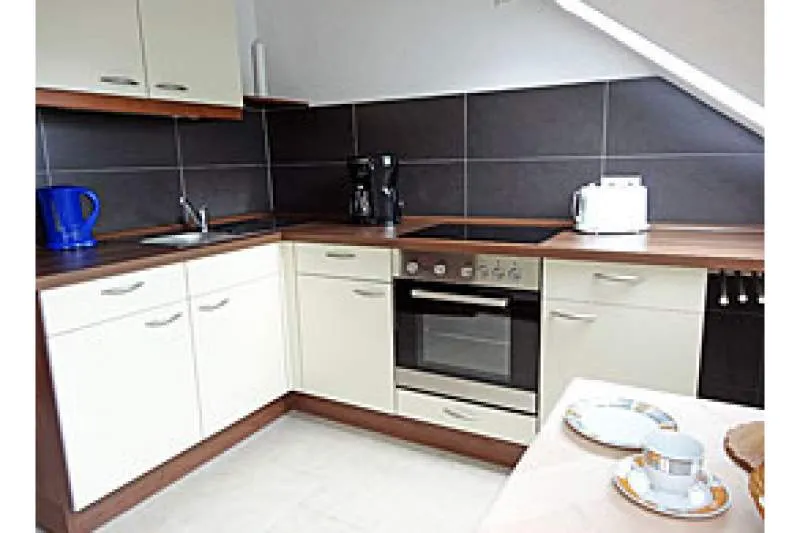 Galeriebild haus-hanl-3-sterne-fewo-kueche.jpg