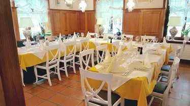 Unternehmen Osteria Restaurant Schwanen DELL'OSTE GmbH