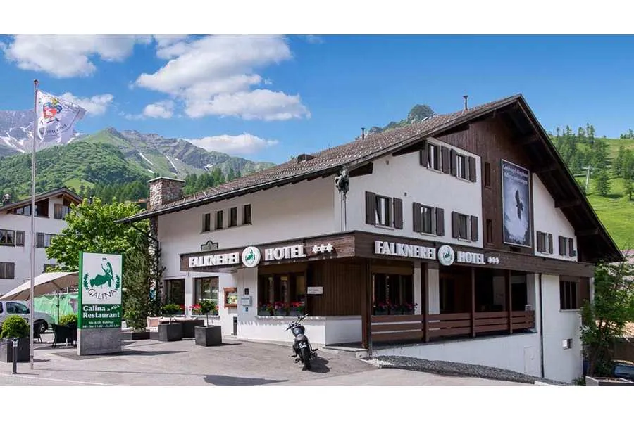 Galina_Aussenansicht_Sommer_Juli_2016