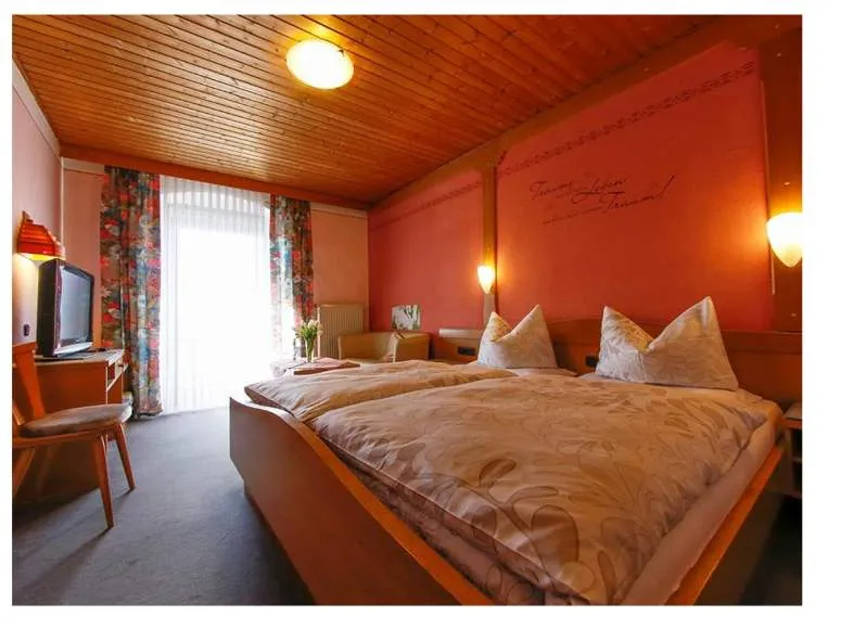 Galeriebild cropped_1740470639_0987064001740470624_789940.jpg