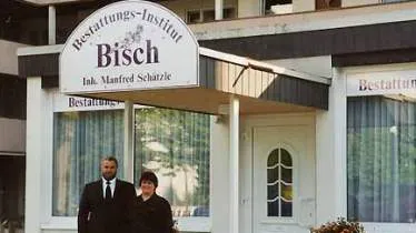 Unternehmen Bestattungsinstitut Schätzle