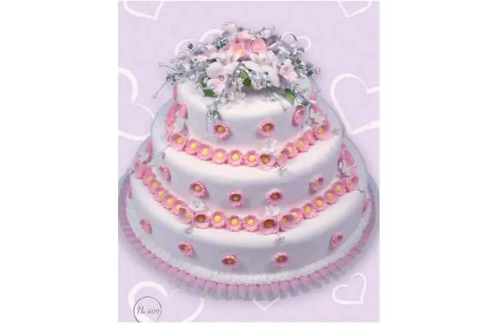 Hochzeitstorte mit Blumen