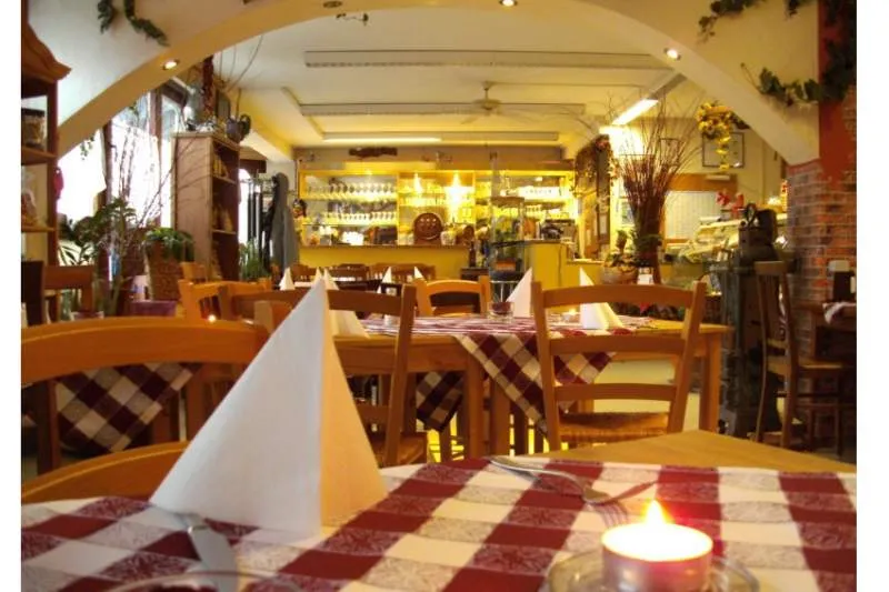 Galeriebild enoteca-da-alberto-2.jpeg