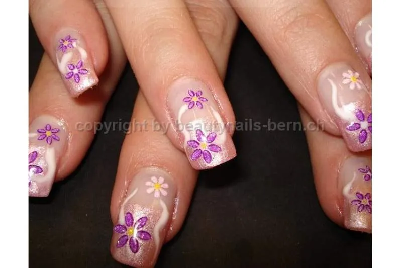 Galeriebild beauty-nails-und-kosmetik-6-1-1538990423.jpg