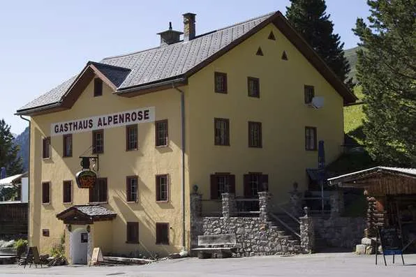 Gasthaus Alpenrose Außenansicht