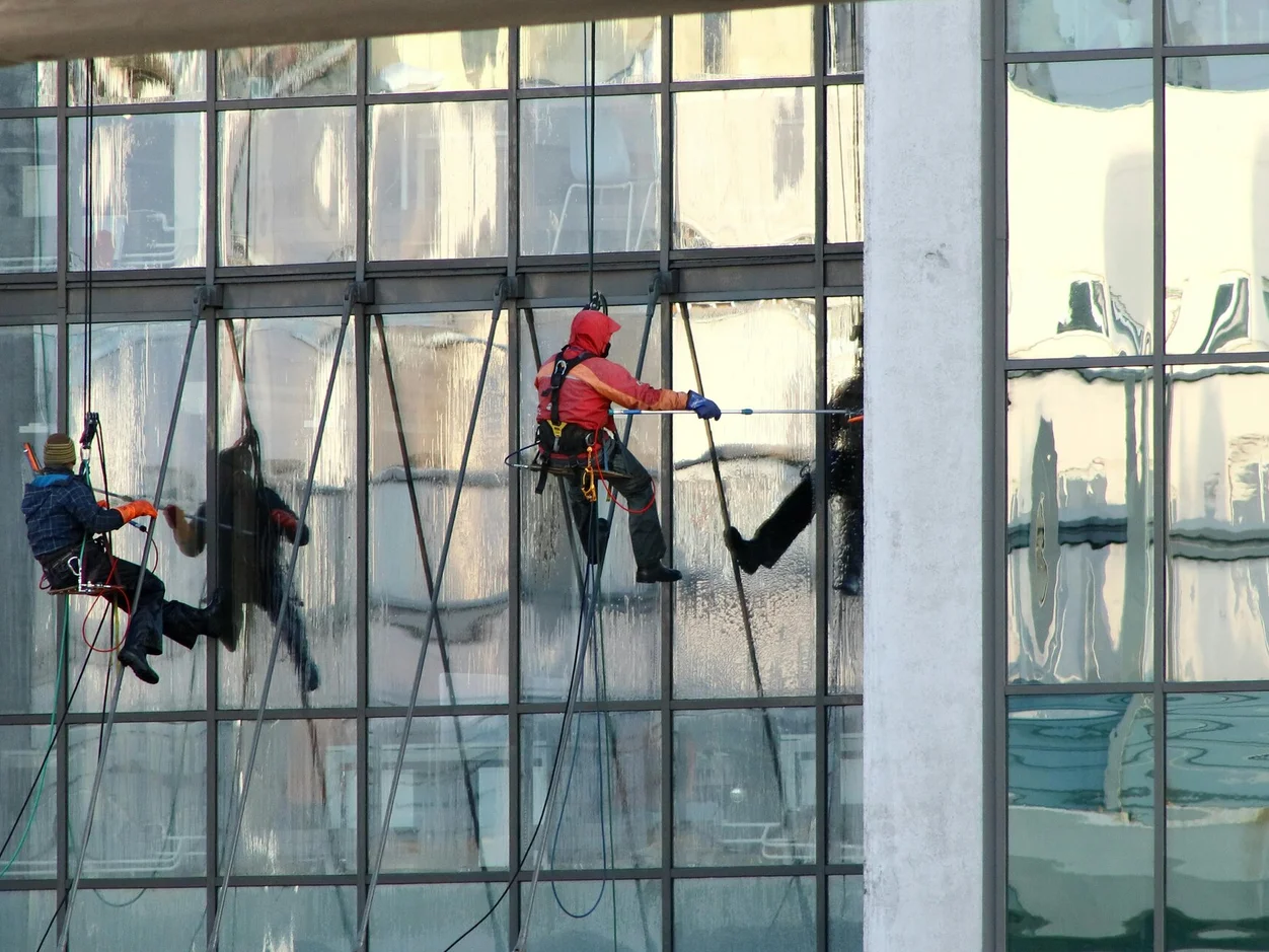 Galeriebild MrAE2ob9CU.webp