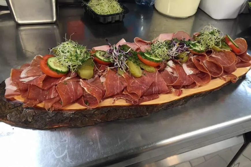 Galeriebild restaurant-bei-den-zwillingen-schifflange-1-1520414081.jpg