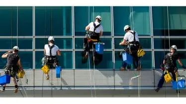 Unternehmen Glasreinigung Merkur August Hartmann GmbH & Co. KG