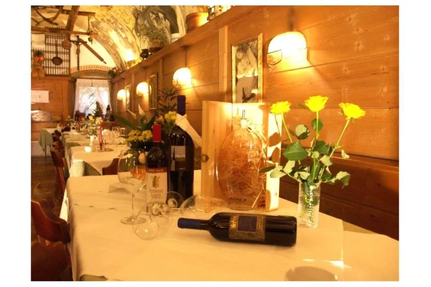 Galeriebild restaurant-laubenkeller-innenansicht.jpg