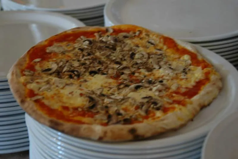 Galeriebild aquarama-pizza.jpg