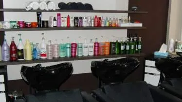 Unternehmen Coiffure Diminu` Tif