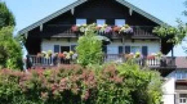 Unternehmen Urlaub am Chiemsee - Ferienwohnungen Elbrächter