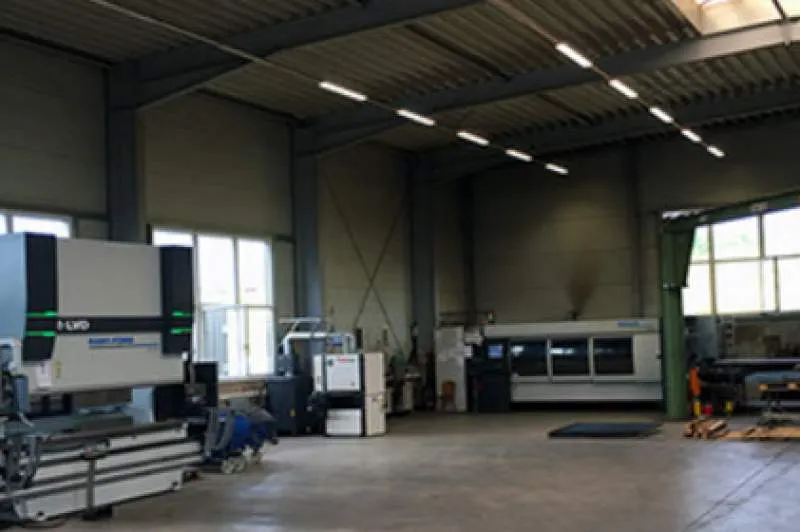 Galeriebild willsau-maschinenbau-werkshalle.jpg