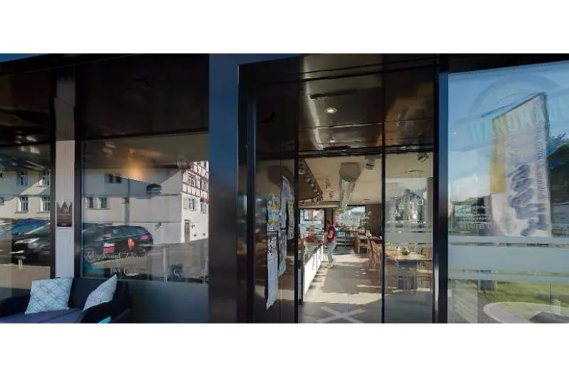 Galeriebild baeckerei-fueger-eingang.jpg