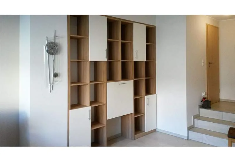 Galeriebild einbaumoebel-mit-inregrierter-schreibkonsole.jpg