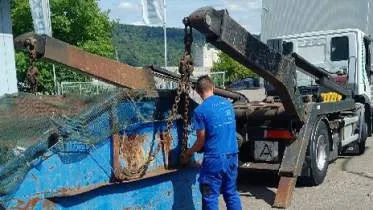 Unternehmen ST Schrotthandel