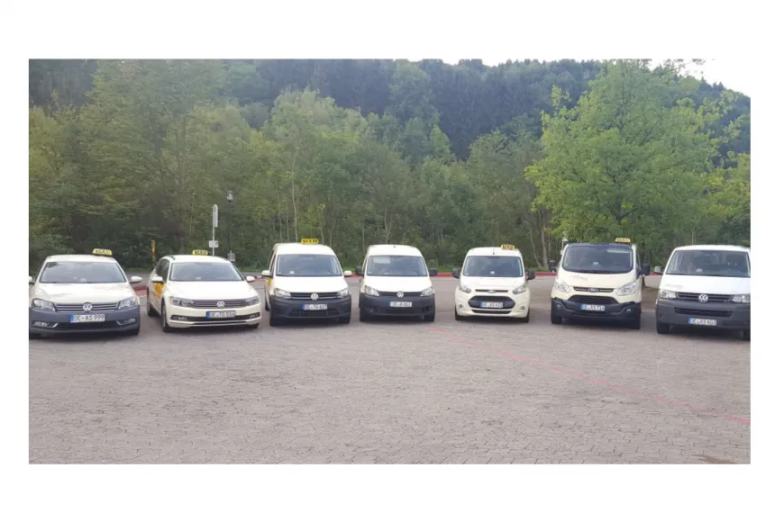 Galeriebild taxi-arsim-inh.-Ibrahim-Genc-gesamter-Fuhrpark.png