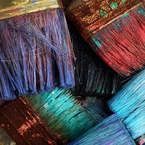 Brian Sinfreu Malerarbeiten farbige Pinsel