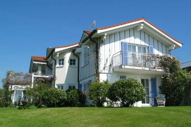 Galeriebild obst-und-ferienhof-thierheimer-aussen-hinten.jpg