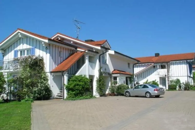 Galeriebild obst-und-ferienhof-thierheimer-aussen.jpg