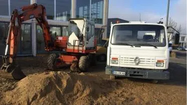 Unternehmen Kanal -Straßenbau & Gartenbau