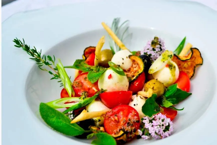 Galeriebild langostinos-event-catering-restaurant-salat.jpg