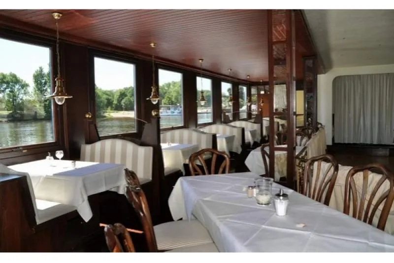 Galeriebild restaurant-02-1b1c961555.jpg