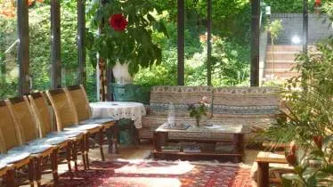 Unternehmen Sofi Tachalov Alternativ Medizinerin, Buchautorin, Seelenbilderfotografin